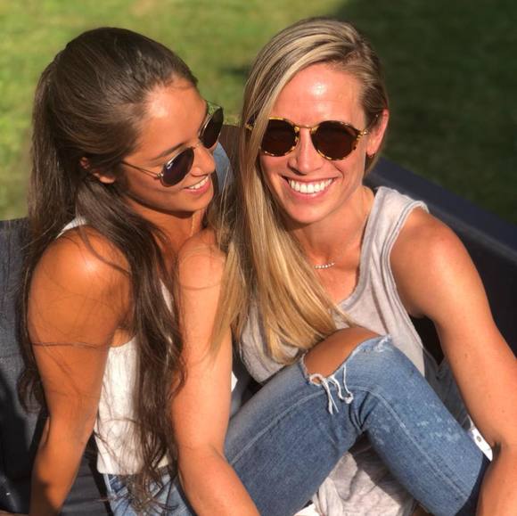 Meet your Posher, Allison - Picture 1 of 1